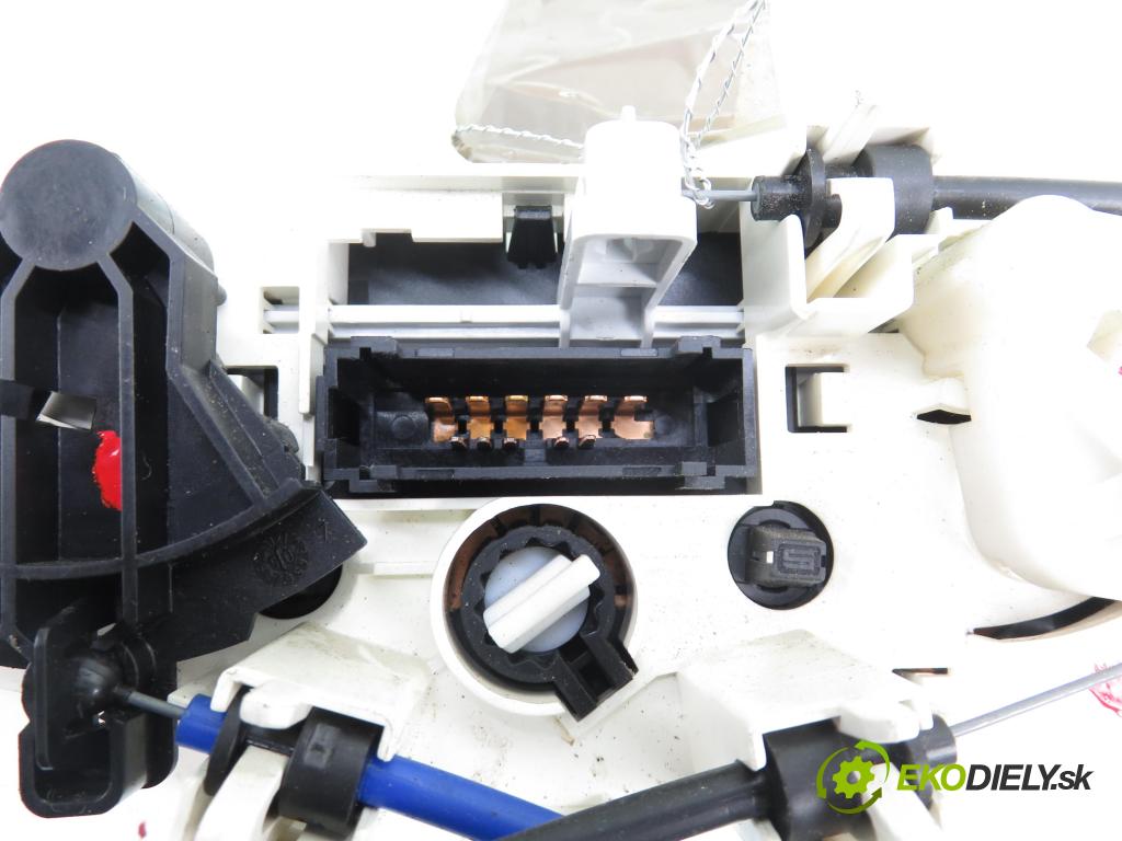 CITROEN C2 (JM_) HB 2002 44,00 1.1 - HFX (TU1JP) 1124,00 Panel kúrenia KLIMATIZACE: F664479W