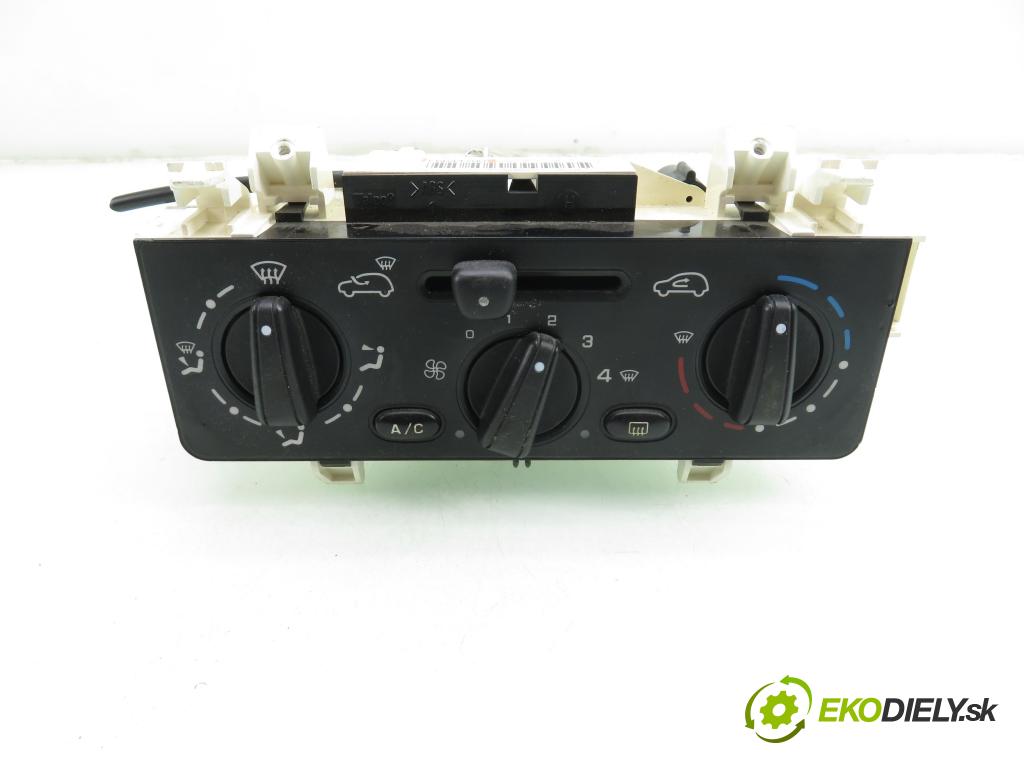 CITROEN C2 (JM_) HB 2002 44,00 1.1 - HFX (TU1JP) 1124,00 Panel kúrenia KLIMATIZACE: F664479W