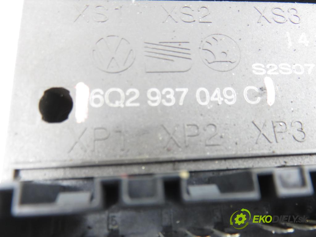 SEAT IBIZA III (6L1) HB 2004 55,00 1.4 16V - BBY 1390,00 MODUL komfortu 5WK48213C ; 6Q2937049C