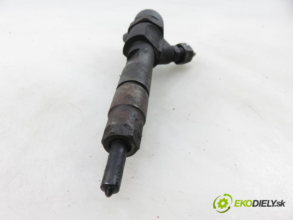 RENAULT SCENIC I (JA0/1_) MINIVAN 2001 75,00 1.9 dCi (JA05, JA1F) - F9Q 732 1870,00 vstrekovač 0445110021 ; 7700111014 (Vstrekovač paliva)