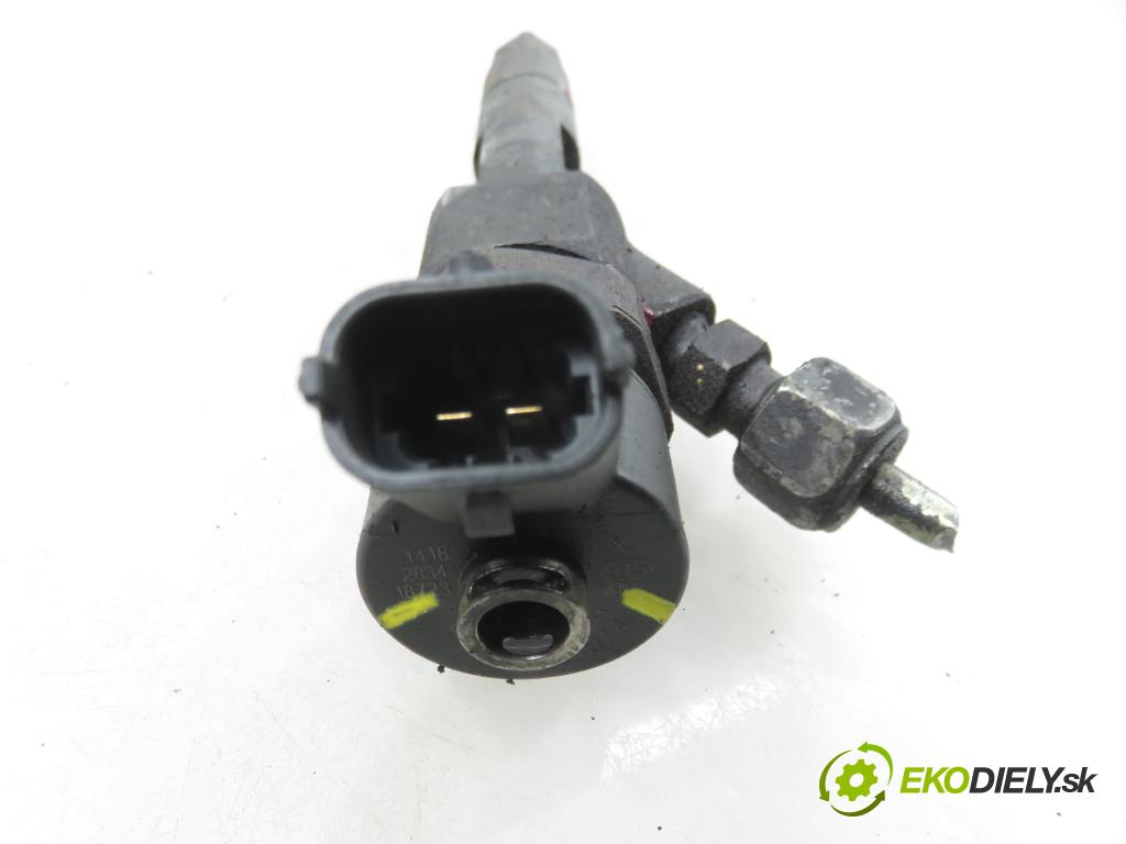 RENAULT SCENIC I (JA0/1_) MINIVAN 2001 75,00 1.9 dCi (JA05, JA1F) - F9Q 732 1870,00 vstrekovač 0445110021 ; 7700111014 (Vstrekovač paliva)