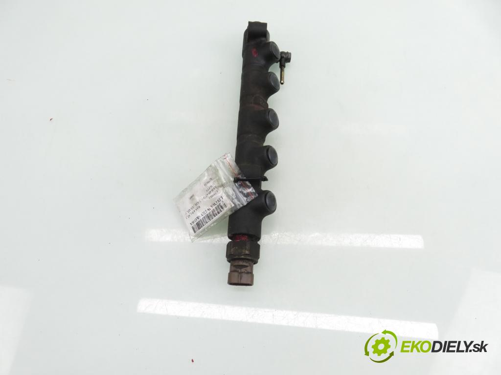 TOYOTA RAV 4 II (_A2_) SUV 2005 85,00 2.0 D-4D 4WD (CLA20_, CLA21_) - 1CD-FTV 1995,00 Lišta vstrekovacia 8945812020 (Vstrekovacia lišta)