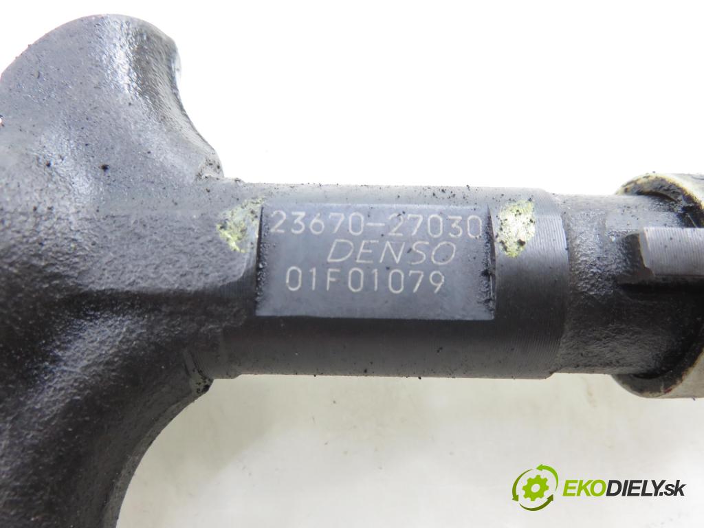 TOYOTA RAV 4 II (_A2_) SUV 2005 85,00 2.0 D-4D 4WD 116 - 1CD-FTV 1995,00 vstrekovač 2367027030 (Vstrekovač paliva)