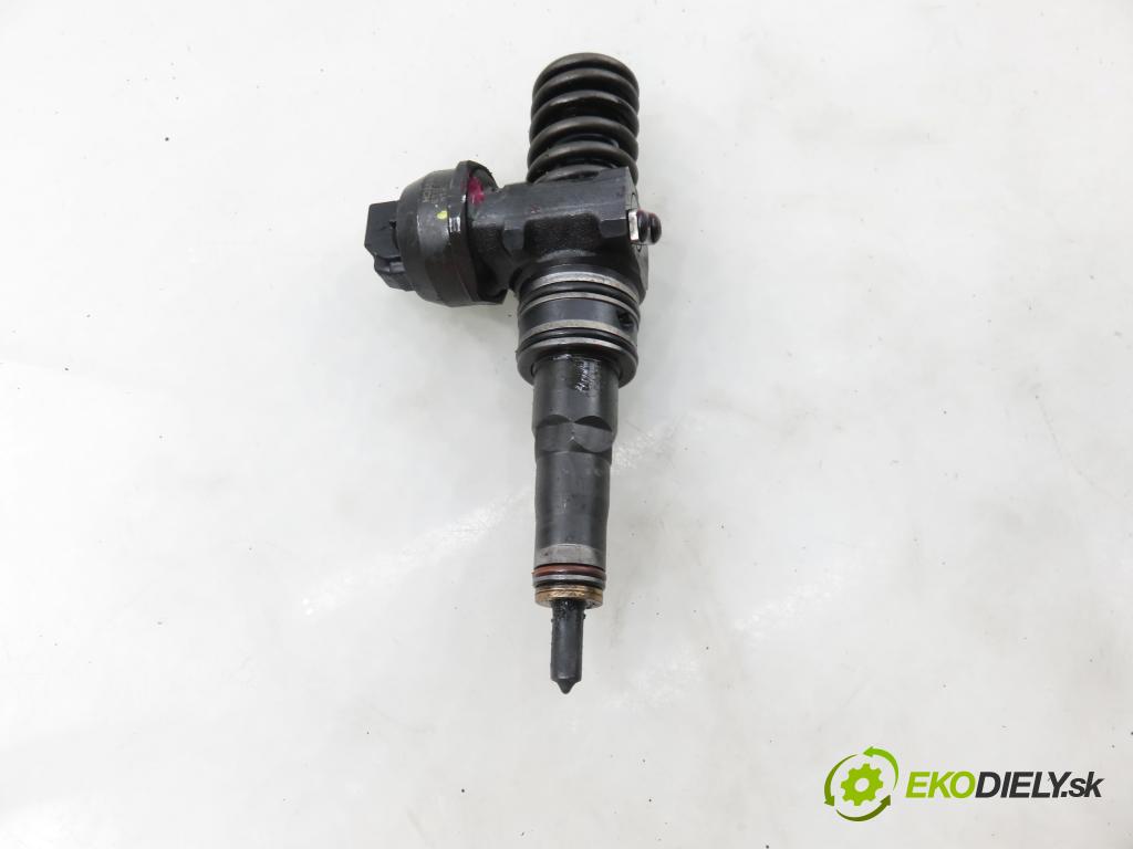 AUDI A4 Avant (8E5, B6) KOMBI 2002 96,00 1.9 TDI - AVF 1896,00 vstříkovač 038130073AR ; 0414720214 (Vstřikovač paliva)