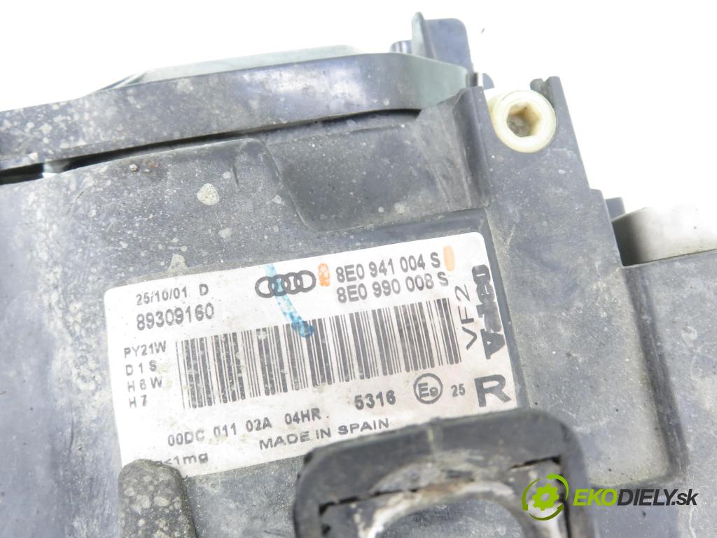 AUDI A4 (8E2, B6) SEDAN 2001 110,00 1.8 T quattro - AVJ 1781,00 Svetlo PP 8E0941004S