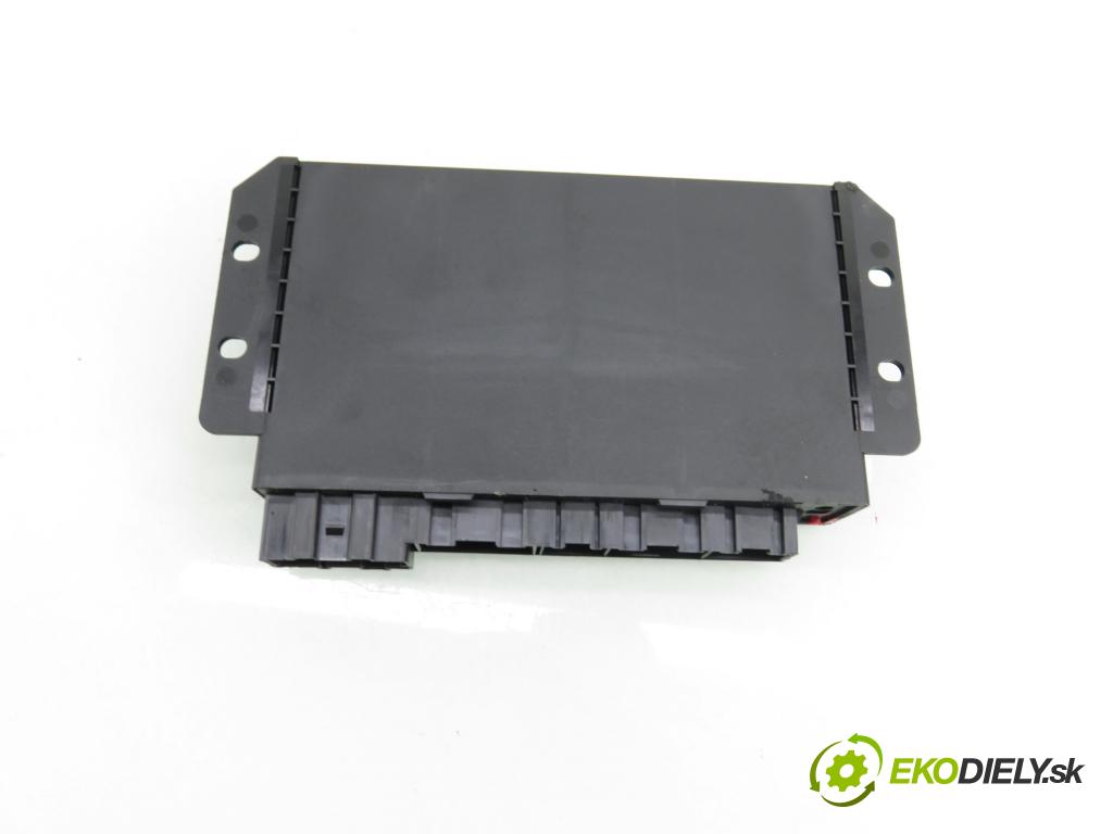 AUDI A4 (8E2, B6) SEDAN 2001 110,00 1.8 T quattro - AVJ 1781,00 MODUL komfortu 8E0959433AK