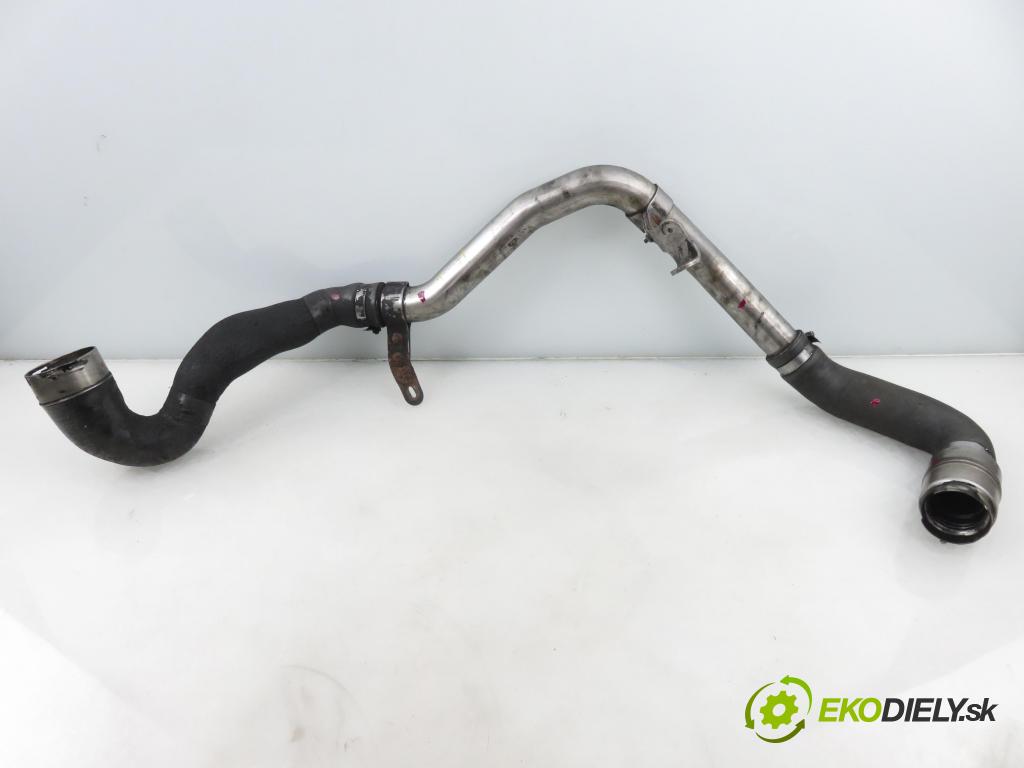 RENAULT MASTER III Platforma / podwozie (EV, HV, UV) KABINA/PLATFORMA 2015 120,00 2.3 dCi 165 FWD - M9T 702 2298,00 Rúra intercoolera turba 144602862R