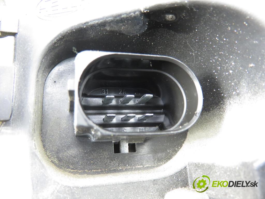 AUDI A4 (8E2, B6) SEDAN 2001 110,00 1.8 T quattro - AVJ 1781,00 Svetlo ľavé zadné 8E0945095C