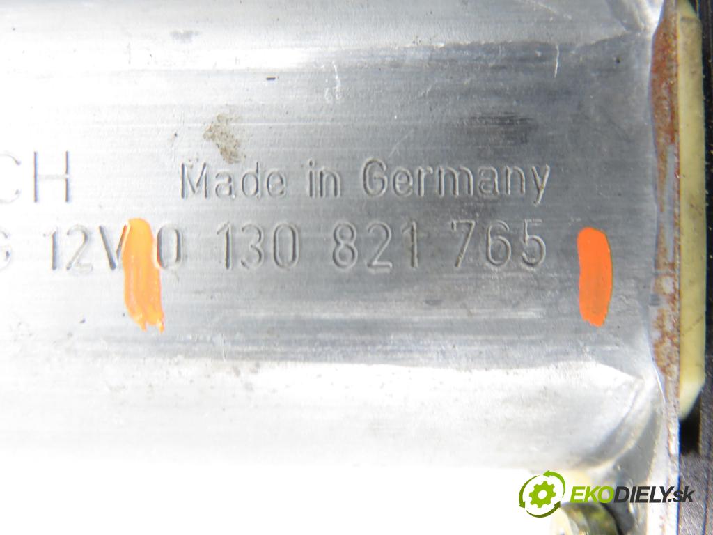 AUDI A4 (8E2, B6) SEDAN 2001 110,00 1.8 T quattro - AVJ 1781,00 Mechanizmus okien 5WK47002ABF ; 8E1959801B ; 0130821765