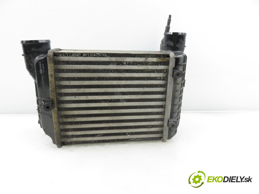 AUDI A4 (8E2, B6) SEDAN 2001 110,00 1.8 T quattro - AVJ 1781,00 chladič intercooler 8E0145805D