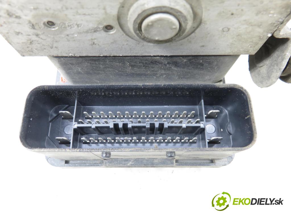VW GOLF V (1K1) HB 2005 66,00 1.9 TDI PD 90 - BRU 1896,00 pumpa ABS 10096003483 ; 1K0907379K ; 10020601064 (Pumpa ABS)