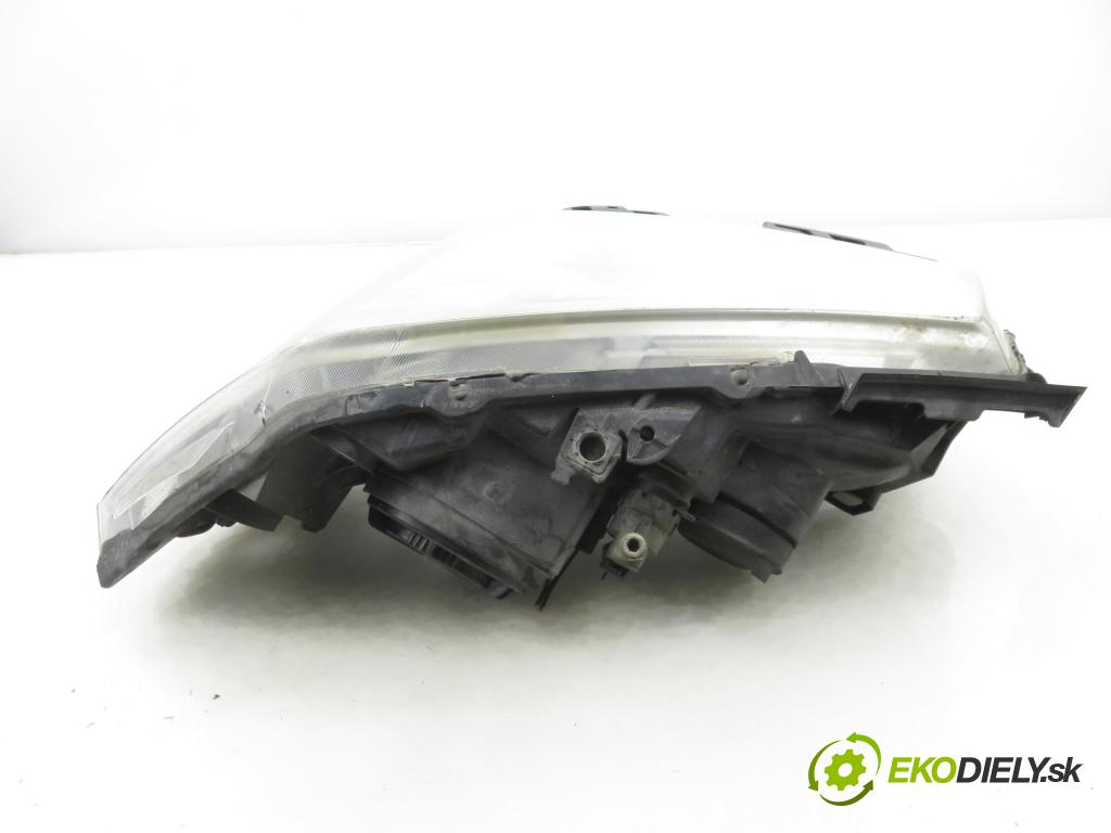 RENAULT MEGANE II (BM0/1_, CM0/1_) HB 2008 78,00 1.5 dCi 106 - K9K 732 1461,00 Svetlo LP 8200412741F