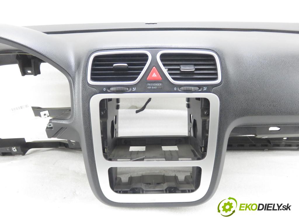 VW SCIROCCO III (137, 138) COUPE 2010 103,00 2.0 TDI - CBDB 1968,00 palubovka