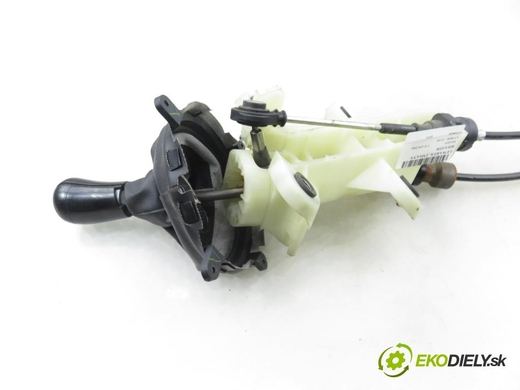MAZDA 2 (DE_, DH_) HB 2010 75,00 1.5 MZR - ZY05 1498,00 ZVEDÁK:
