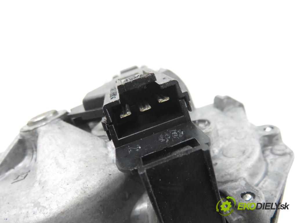 OPEL MERIVA A nadwozie wielkoprzestrzenne (MPV) (X03) HB 2003 74,00 1.6 16V - Z 16 XE 1598,00 Motorček stierače zadné 53011112 ; 09132802