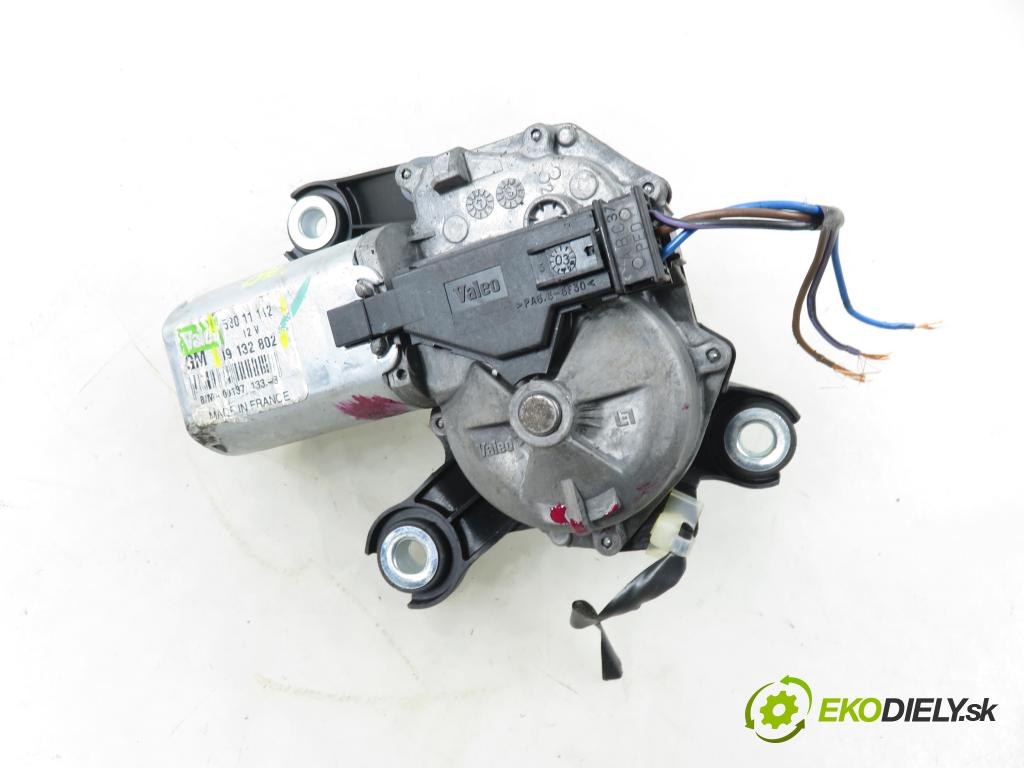 OPEL MERIVA A nadwozie wielkoprzestrzenne (MPV) (X03) HB 2003 74,00 1.6 16V - Z 16 XE 1598,00 Motorček stierače zadné 53011112 ; 09132802