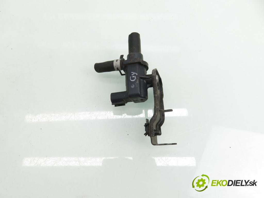 TOYOTA YARIS (_P9_) HB 2006 64,00 1.3 VVT-i (SCP90_) - 2SZ-FE 1298,00 VENTIL: VAKUUM: 9008091231 ; 1362002740 ; HU1362002740