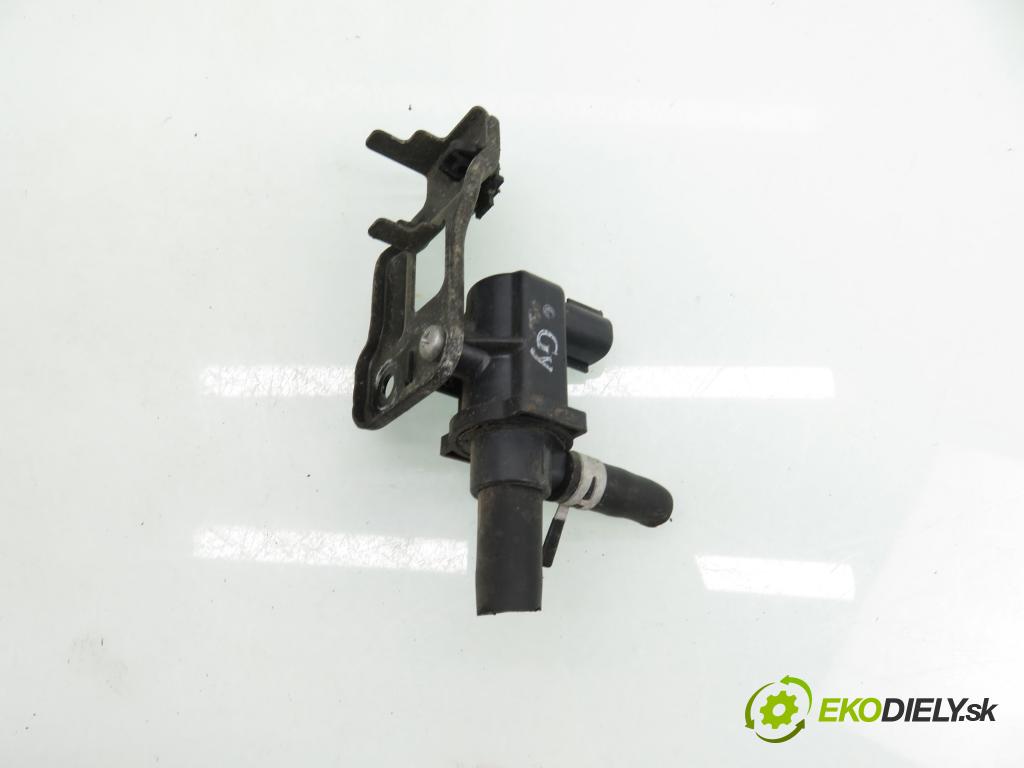 TOYOTA YARIS (_P9_) HB 2006 64,00 1.3 VVT-i (SCP90_) - 2SZ-FE 1298,00 VENTIL VAKUUM: 9008091231 ; 1362002740 ; HU1362002740