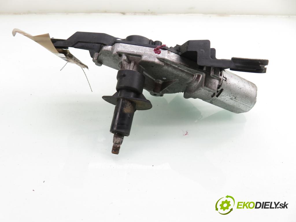 TOYOTA YARIS (_P9_) HB 2006 64,00 1.3 VVT-i (SCP90_) - 2SZ-FE 1298,00 Motorček stierače zadné 851300D020 ; 851300D020D ; 0390201825