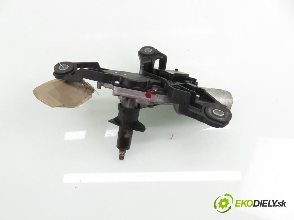 TOYOTA YARIS (_P9_) HB 2006 64,00 1.3 VVT-i (SCP90_) - 2SZ-FE 1298,00 Motorček stierače zadné 851300D020 ; 851300D020D ; 0390201825