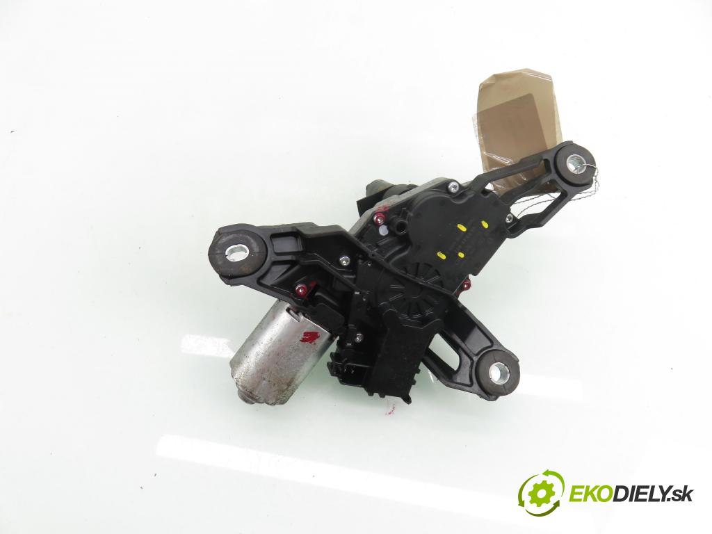 TOYOTA YARIS (_P9_) HB 2006 64,00 1.3 VVT-i (SCP90_) - 2SZ-FE 1298,00 Motorček stierače zadné 851300D020 ; 851300D020D ; 0390201825