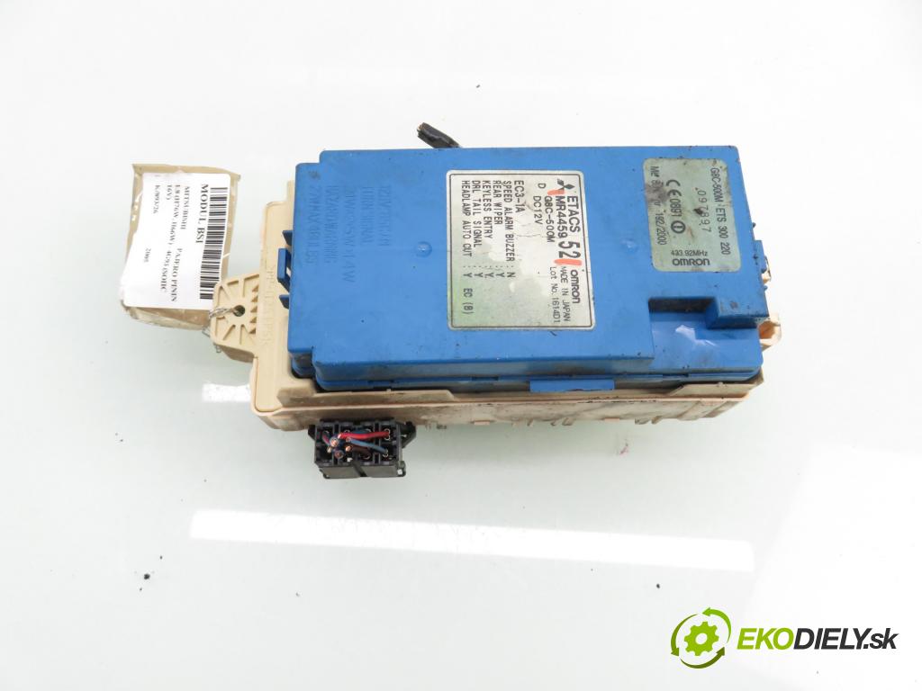 MITSUBISHI PAJERO PININ (H6_W, H7_W) TERENOWY 2005 84,00 1.8 (H76W, H66W) - 4G93 (SOHC 16V) 1834,00 MODUL BSI MR445952
