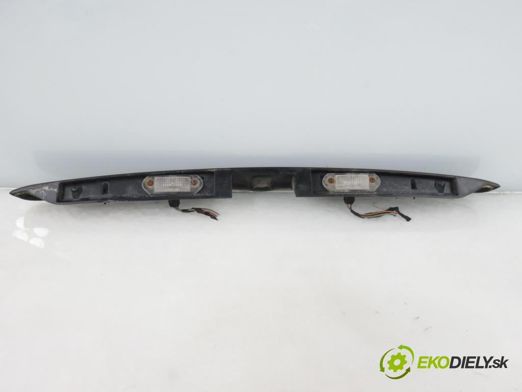 SKODA OCTAVIA I (1U2) LIFTBACK 2000 55,00 1.6 - AEE 1598,00 Zadné čelo dverí kufor