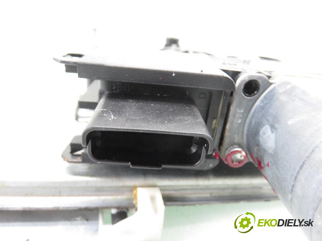 PEUGEOT 2008 I (CU_) CROSSOVER 2016 81,00 1.2 THP 110 - HNZ (EB2DT) 1199,00 Mechanizmus okien 9806081780 ; 9806088080 ; 0130822968