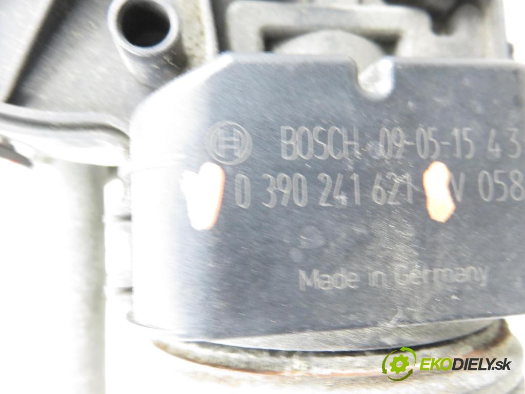 CITROEN BERLINGO MULTISPACE (B9) KOMBIVAN 2009 66,00 1.6 HDi 90 - 9HX (DV6ATED4) 1560,00 Motorček stieračov 0390241621