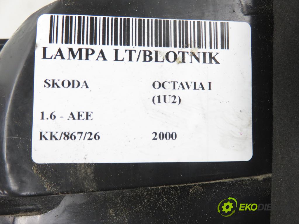 SKODA OCTAVIA I (1U2) LIFTBACK 2000 55,00 1.6 - AEE 1598,00 Svetlo ľavé zadné