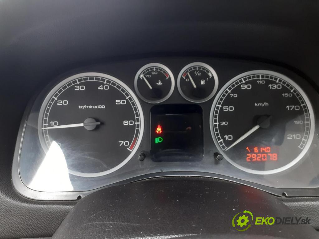 PEUGEOT 307 SW (3H) KOMBI 2002 81,00 1.6 16V - NFU (TU5JP4) 1587,00 Prístrojovka elektrický 9645768480 ; P9645768480