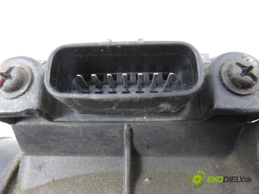 MITSUBISHI PAJERO PININ (H6_W, H7_W) TERENOWY 2005 84,00 1.8 (H76W, H66W) - 4G93 (SOHC 16V) 1834,00 váha vzduchu vzduchu E5T08471
