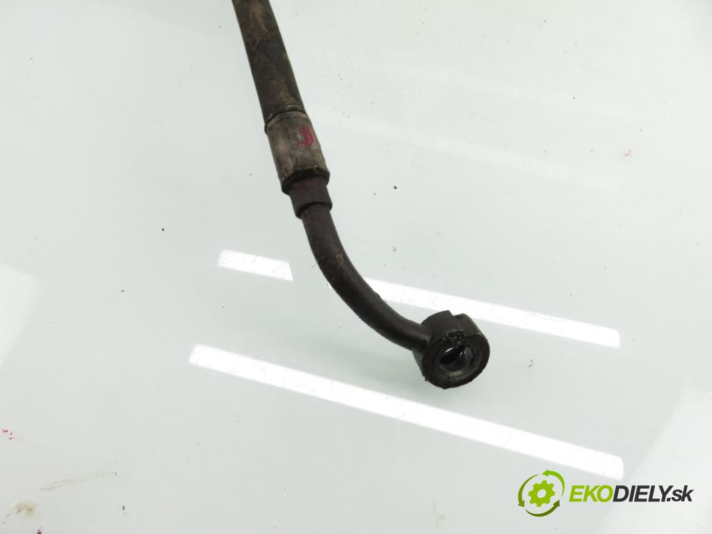 HYUNDAI SANTA FÉ I (SM) SUV 2001 0,00 2.4 16V - G4JS-G 2351,00 rúrka / Rúra servočerpadlo