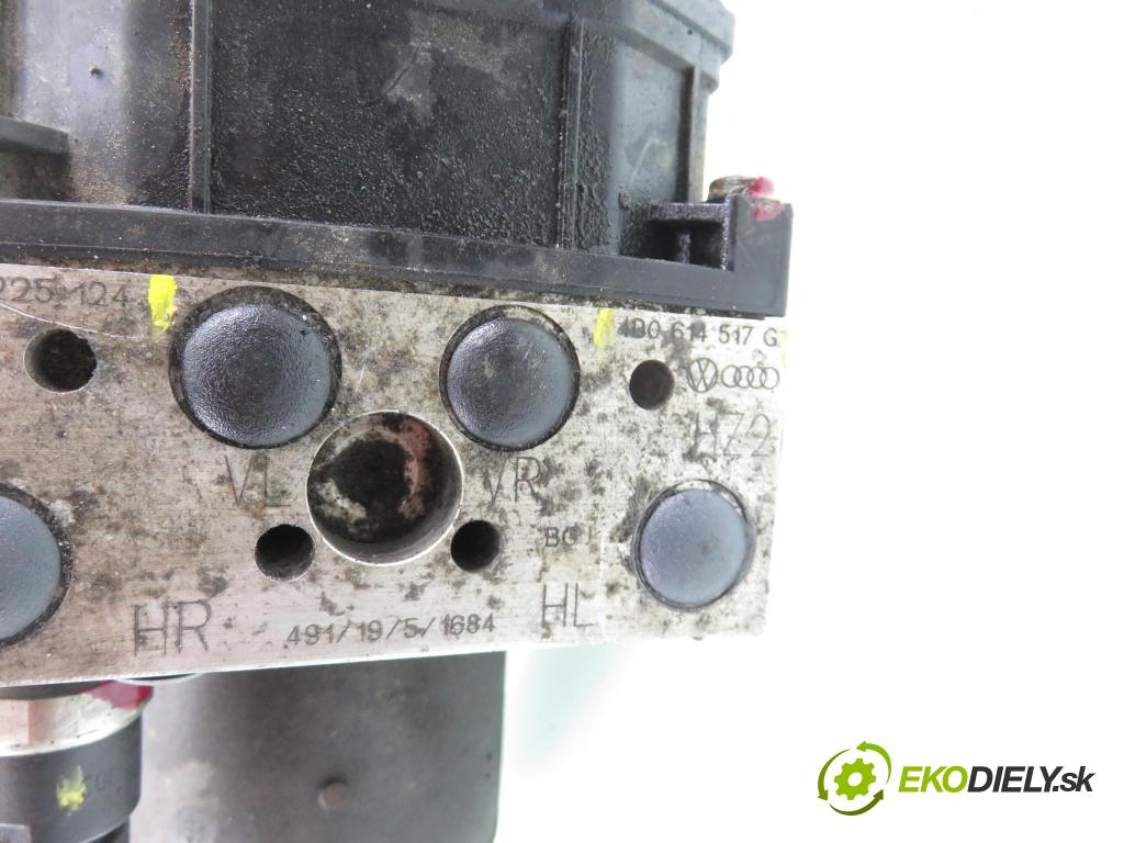 VW PASSAT B5.5 Variant (3B6) KOMBI 2001 74,00 1.9 TDI - AVB 1896,00 Pumpa ABS 0265950055 ; 4B0614517G ; 0265225124 (Pumpa ABS)