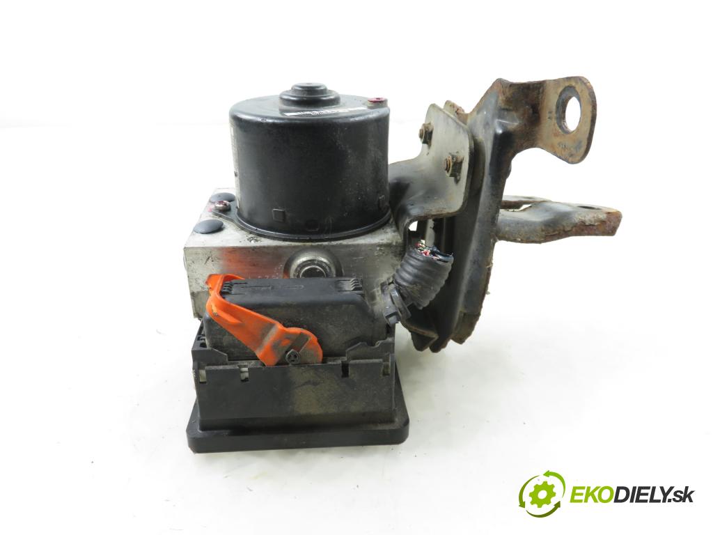 TOYOTA YARIS (_P9_) HB 2006 64,00 1.3 VVT-i (SCP90_) - 2SZ-FE 1298,00 Pumpa ABS 445400D011 ; 06219007024 ; 895410D030 (Pumpa ABS)