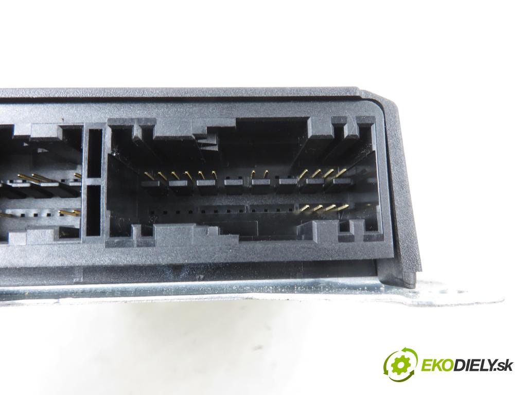 PEUGEOT 2008 I (CU_) CROSSOVER 2016 81,00 1.2 THP 110 - HNZ (EB2DT) 1199,00 MODUL air BAG 9812713780 ; 0285012932