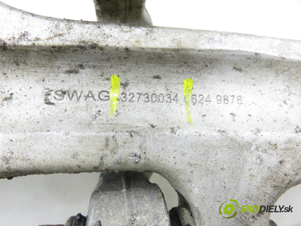 AUDI A4 (8E2, B6) SEDAN 2001 110,00 1.8 T quattro - AVJ 1781,00 Rameno dolné ľavy predný 32730034