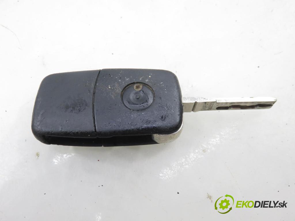 VW PASSAT B5.5 Variant (3B6) KOMBI 2003 75,00 1.6 - ALZ 1595,00 spinačka / zámky 4B0905851C