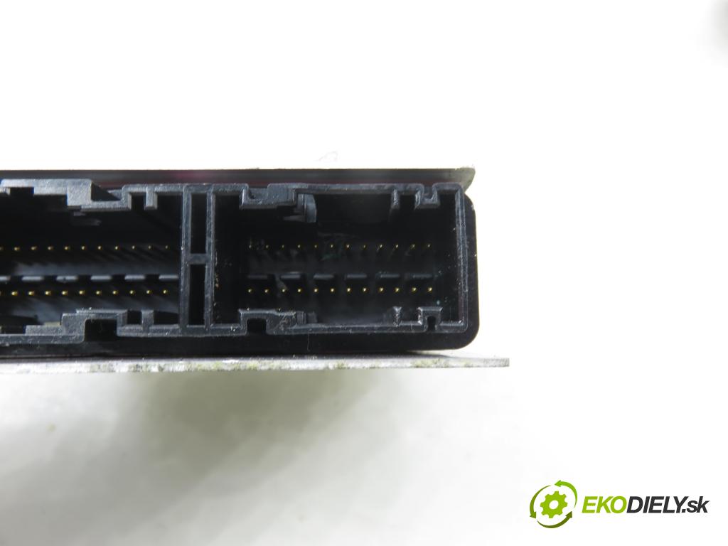 FIAT CROMA (194_) KOMBI 2006 110,00 1.9 D Multijet 150 - 939 A2.000 1910,00 MODUL air BAG 51746149