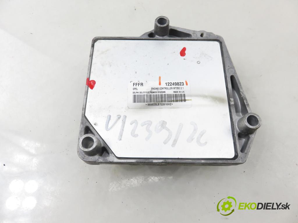 OPEL MERIVA A nadwozie wielkoprzestrzenne (MPV) (X03) HB 2007 77,00 1.6 - Z 16 XEP 1598,00 Riadiaca jednotka Motor 12249823