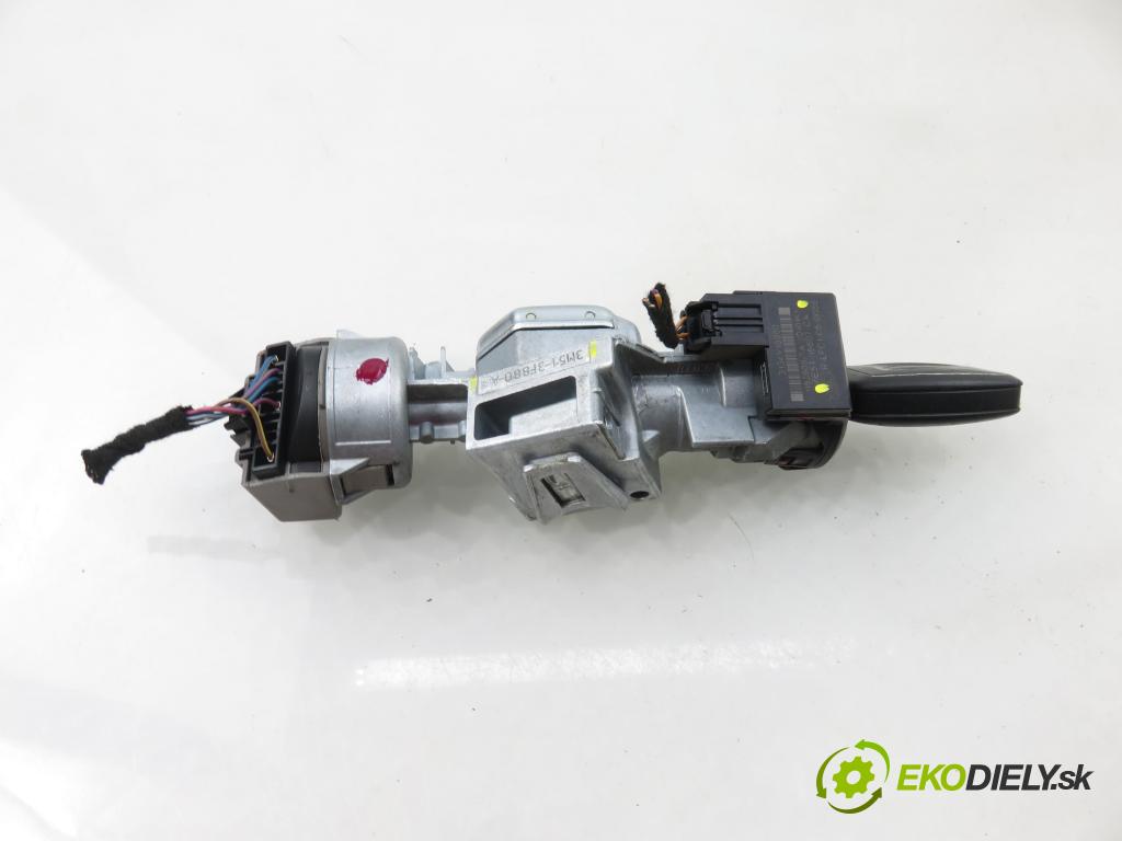 FORD FOCUS III HB 2014 74,00 1.0 EcoBoost - M2DA 998,00 spinačka AM5T15K601AD ; 3M513F880AE ; 6E5T15607CA (Spínacia skrinka)