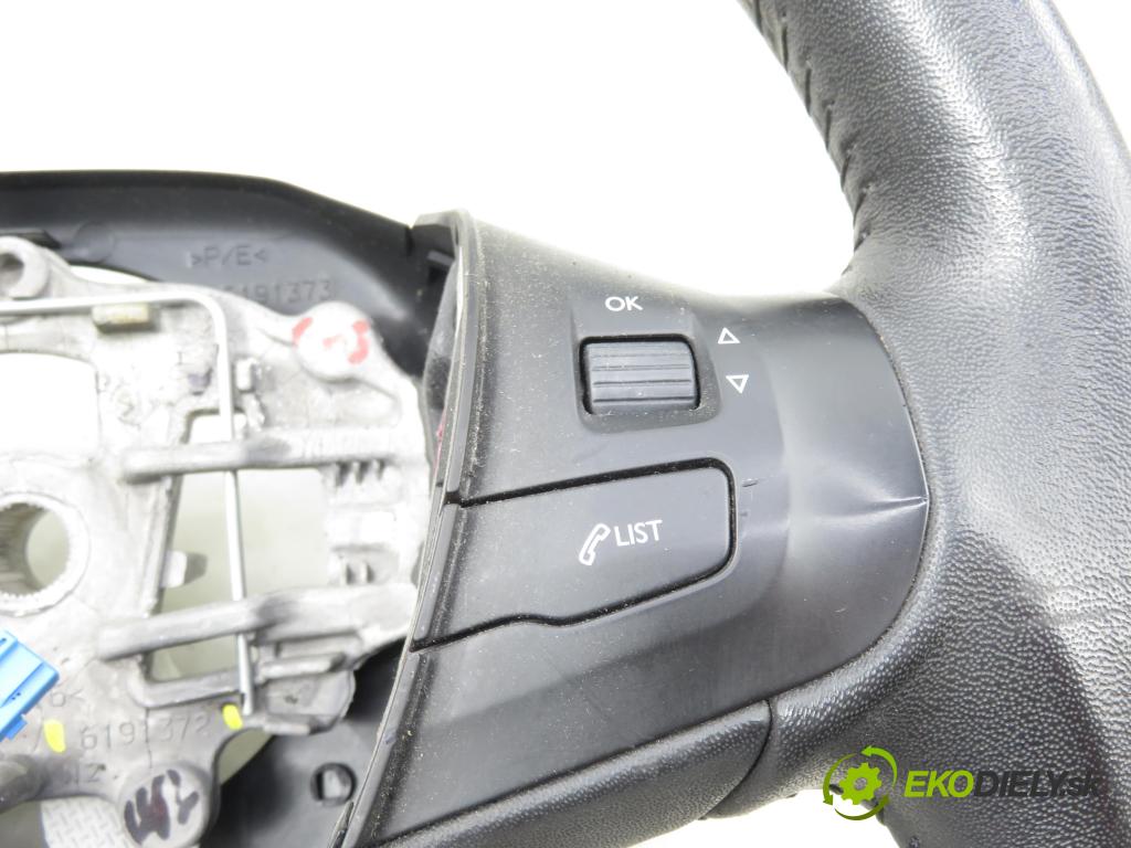 PEUGEOT 2008 I (CU_) CROSSOVER 2016 81,00 1.2 THP 110 - HNZ (EB2DT) 1199,00 Volant 6191372 ; 98084115ZD (Volant)