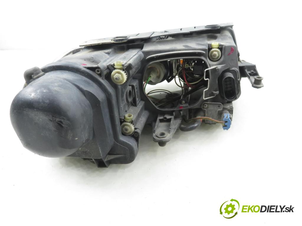 VW PASSAT B5.5 (3B3) SEDAN 2001 96,00 1.9 TDI 4motion - AVF 1896,00 Svetlo LP 3B7941017M