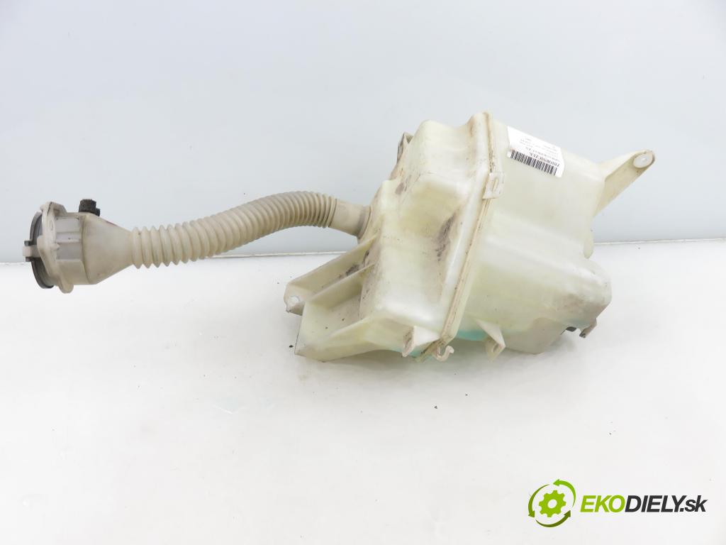 TOYOTA RAV 4 III (_A3_) SUV 2007 112,00 2.0 4WD 152 - 1AZ-FE 1998,00 Nádržka ostrekovačov 060851217 (Kľučka dverí ostatné)