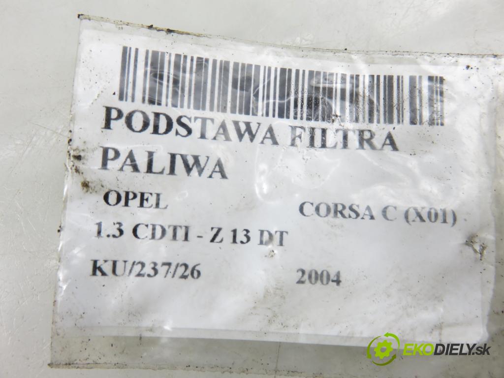 OPEL CORSA C (X01) HB 2004 51,00 1.3 CDTI - Z 13 DT 1248,00 obal filtra paliva 13161902 (Kryt palivového filtru)