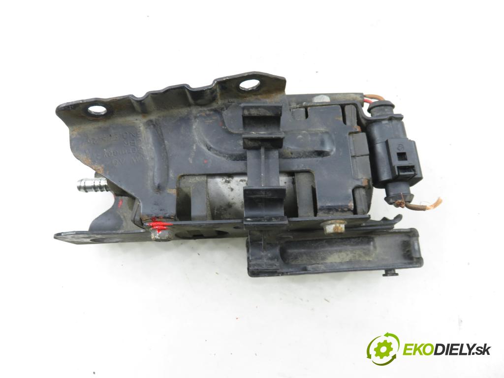 VW SCIROCCO III (137, 138) COUPE 2010 103,00 2.0 TDI - CBDB 1968,00 Pumpa paliva 1K0127023N ; 5N0906129B ; 1K0906089A