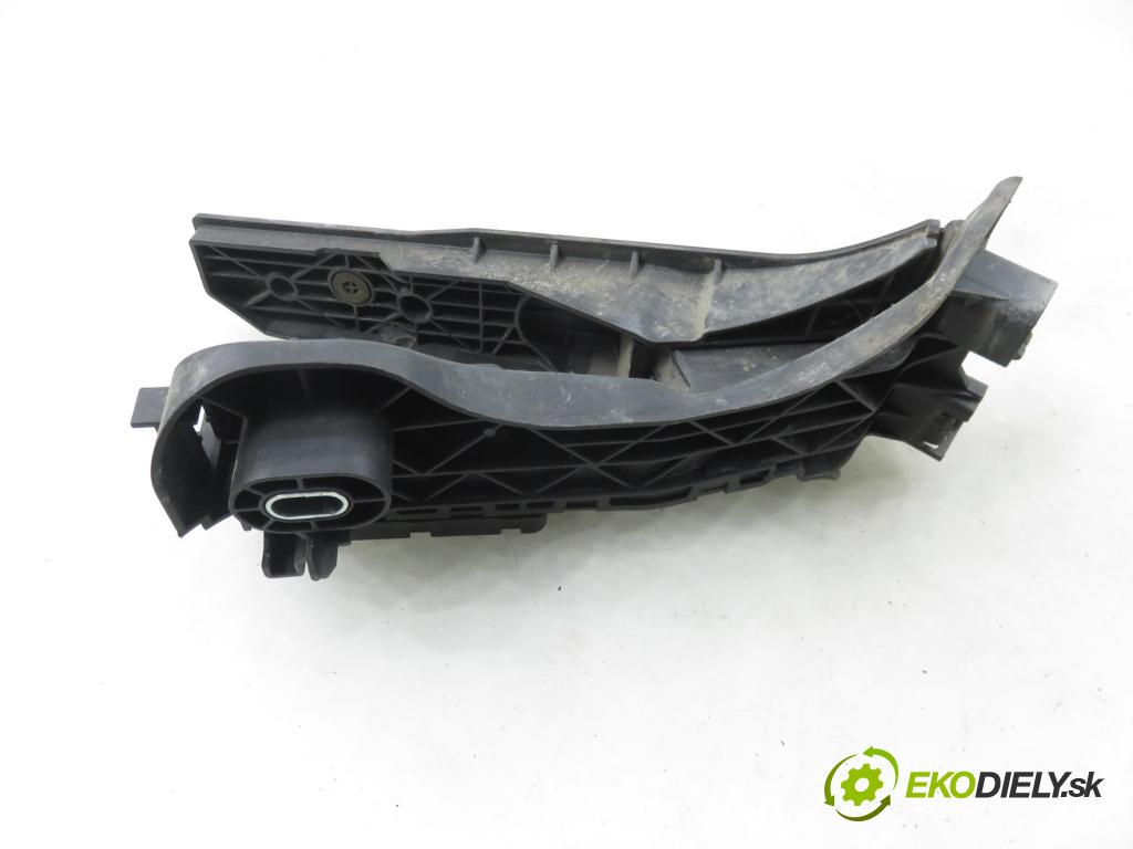 VW SCIROCCO III (137, 138) COUPE 2010 103,00 2.0 TDI - CBDB 1968,00 potenciometr plynového pedálu 6PV01049800 ; 1K1721503AB (Potenciometr plynového pedálu)