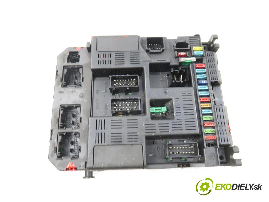 PEUGEOT 307 (3A/C) HB 2002 50,00 1.4 HDi - 8HZ (DV4TD) 1398,00 MODUL BSI 9636760580F ; 9644098180