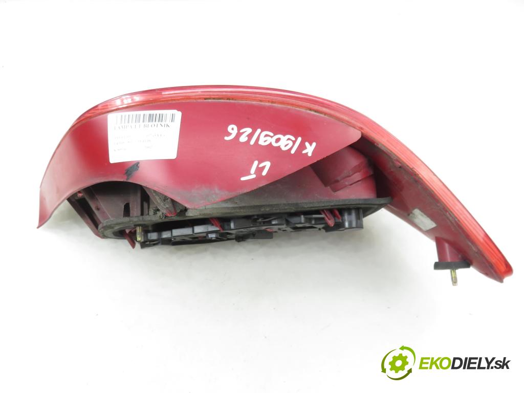 PEUGEOT 307 (3A/C) HB 2002 50,00 1.4 HDi - 8HZ (DV4TD) 1398,00 Svetlo ľavé zadné