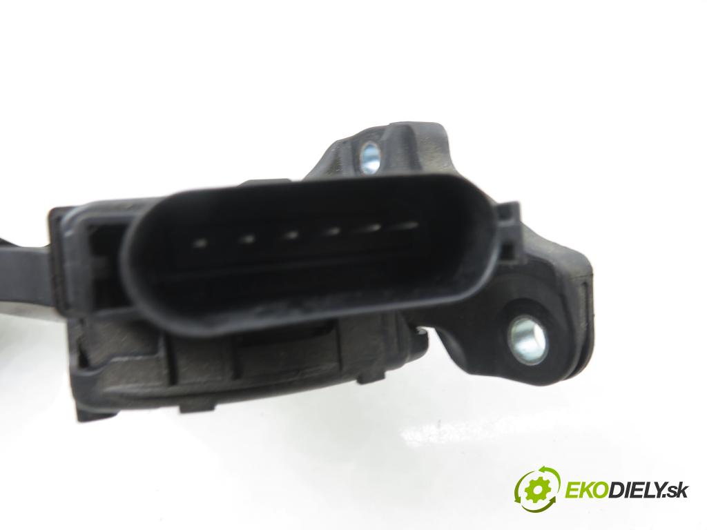 FORD MONDEO IV (BA7) LIFTBACK 2013 88,00 1.6 Ti - KGBA 1596,00 Potenciometer plynu 6PV01083414 ; 6G929F836RD (Potenciometer plynového pedálu)